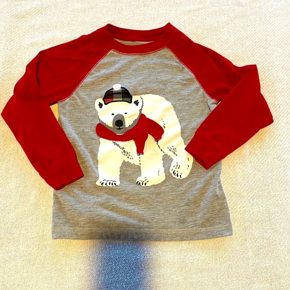 Christmas bear long sleeved tee SZ S (4/5)